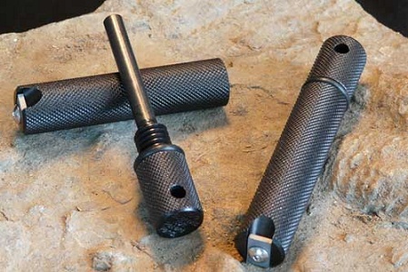 CSS Survival Aurora Anodized Steel Fire Starter BLACK